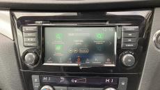 Nissan Qashqai 1.3 DiG-T N-Motion 5dr Petrol Hatchback